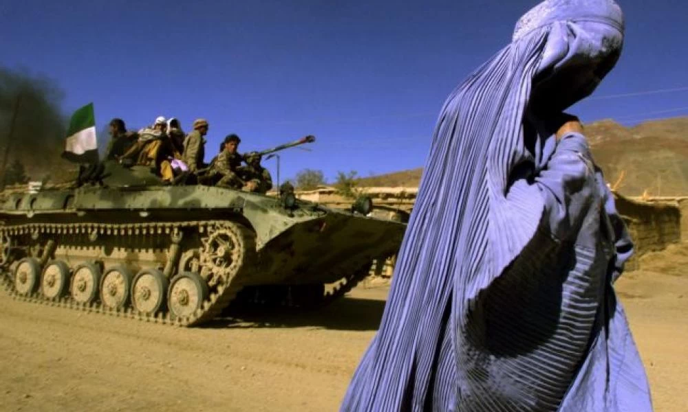 Έγκυος δημοσιογράφος από τη Νέα Ζηλανδία έχει αποκλειστεί στο Αφγανιστάν
